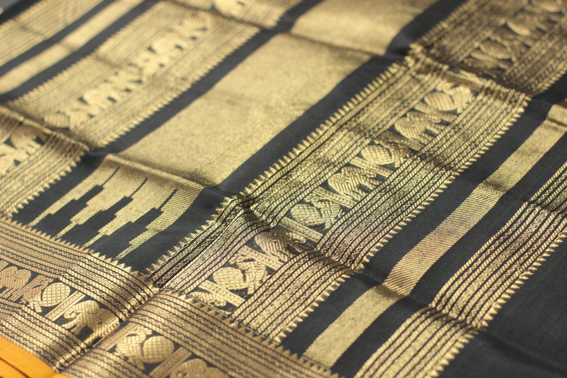 Saree CS438 — Pallu 2