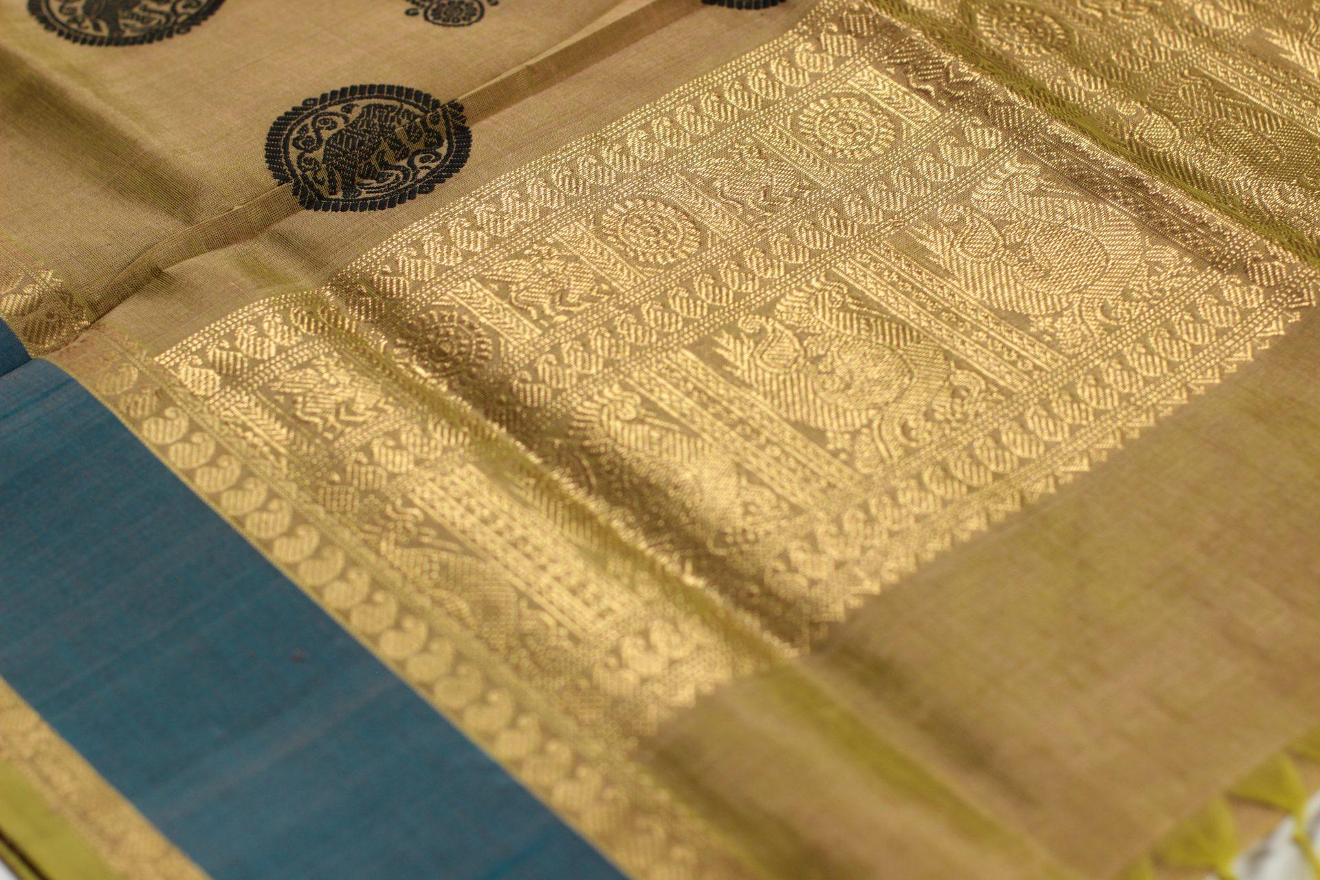 Saree CS452 — Pallu 1