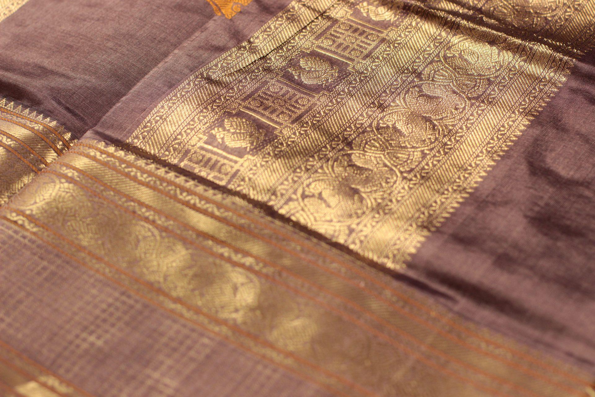 Saree CS484 — Pallu 1